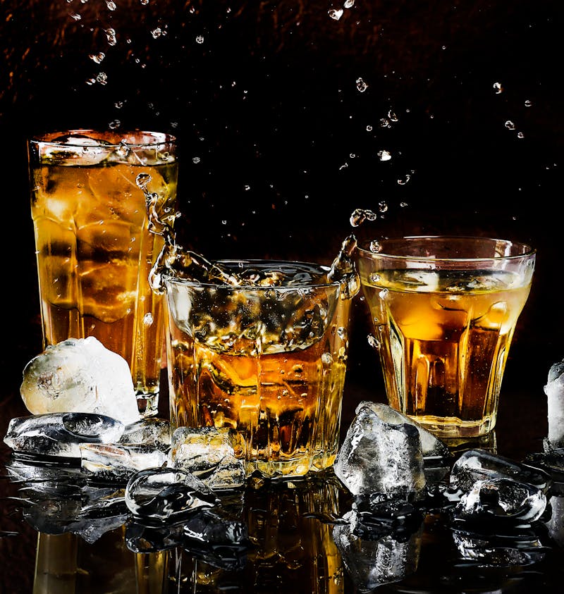 Whisky glass with ice